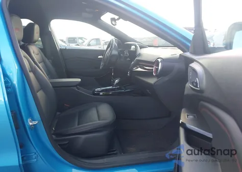 2025 Chevrolet Trax Fwd 2Rs from USA, damaged, VIN KL77LJEP4SC225490